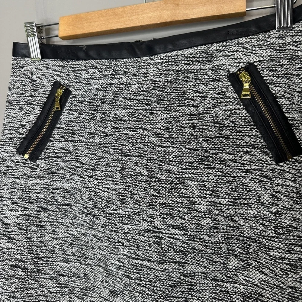 Express tweed mini skirt